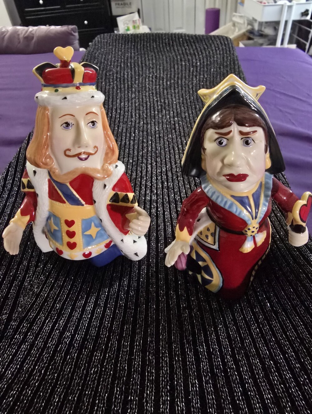 Vintage Alice & Wonderland King And Queen Of Hearts Porcelain Candle Snuffers